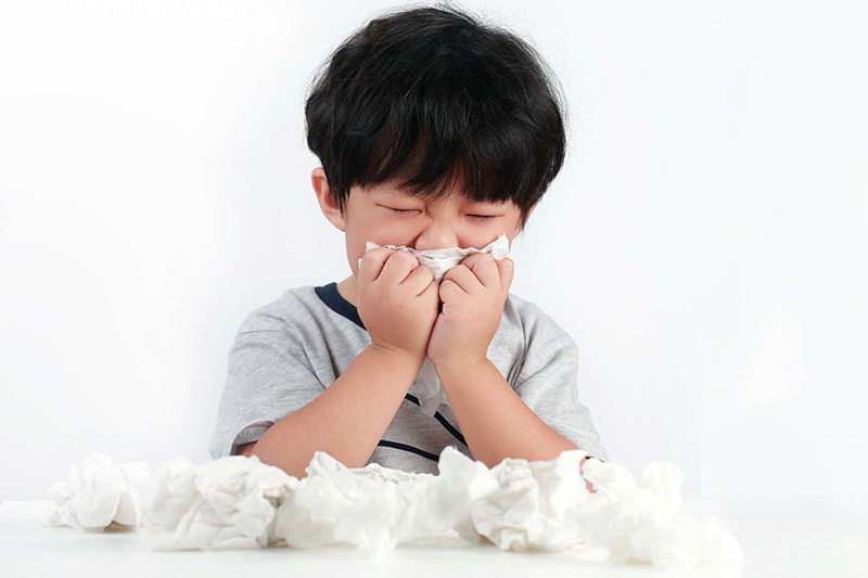 Trẻ em dễ mắc viêm mũi dị ứng
