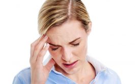 Đau nhức đầu là tình trạng phổ biến nhất ở người bệnh viêm xoang trán